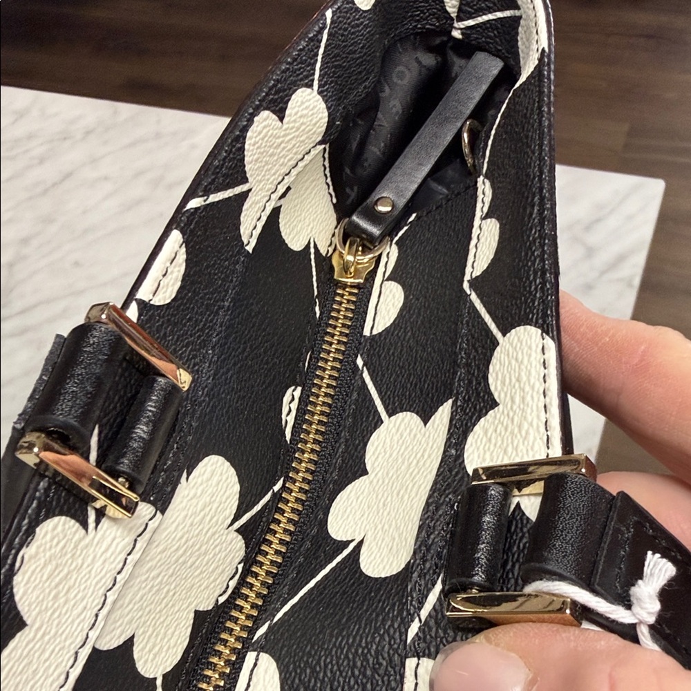 Kate Spade Grant Street Black White Jules Floral Zip Top Tote - Picture 4 of 15